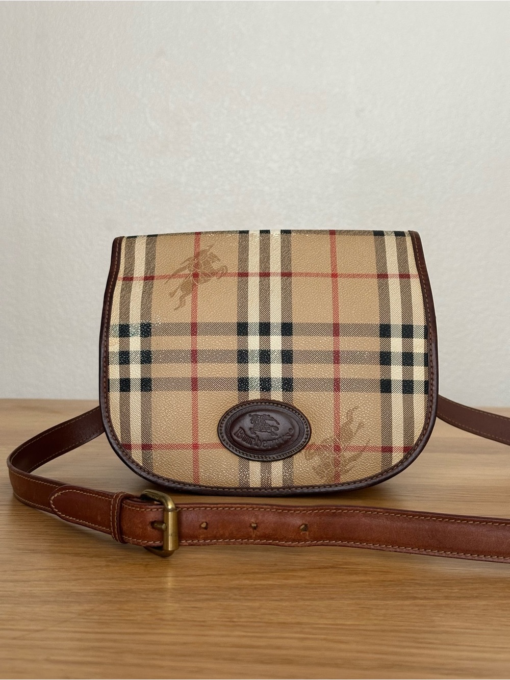 Burberrys Vintage Nova Check crossbody bag